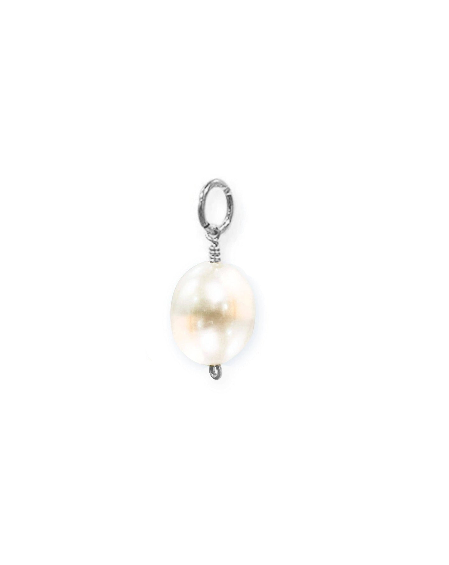 Everly Pearl Charm (S)