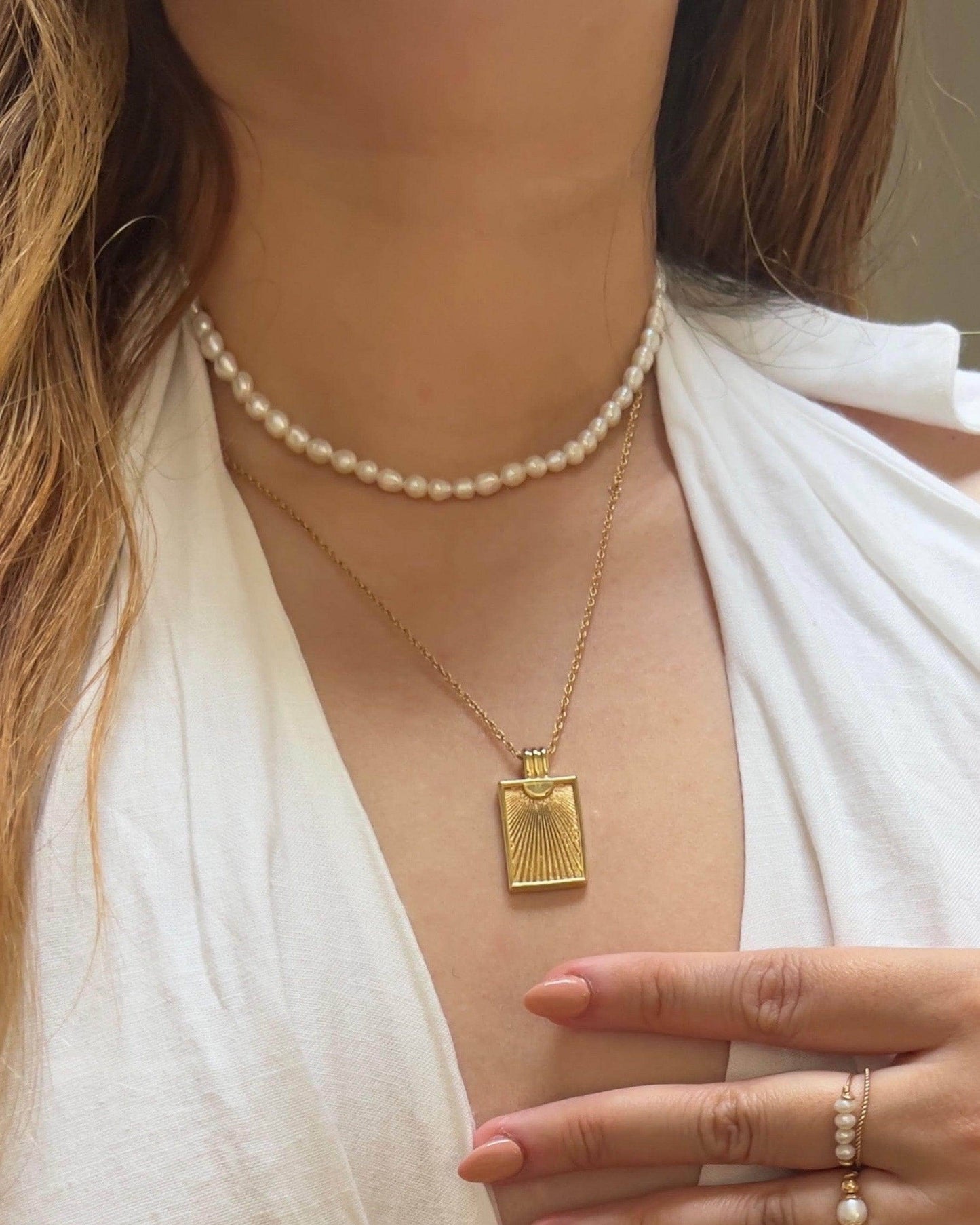 Coralia Pearl Necklace