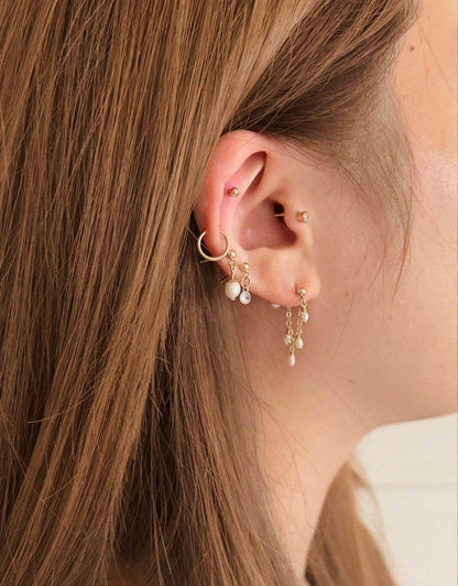 Yve Pearl Stud Earring