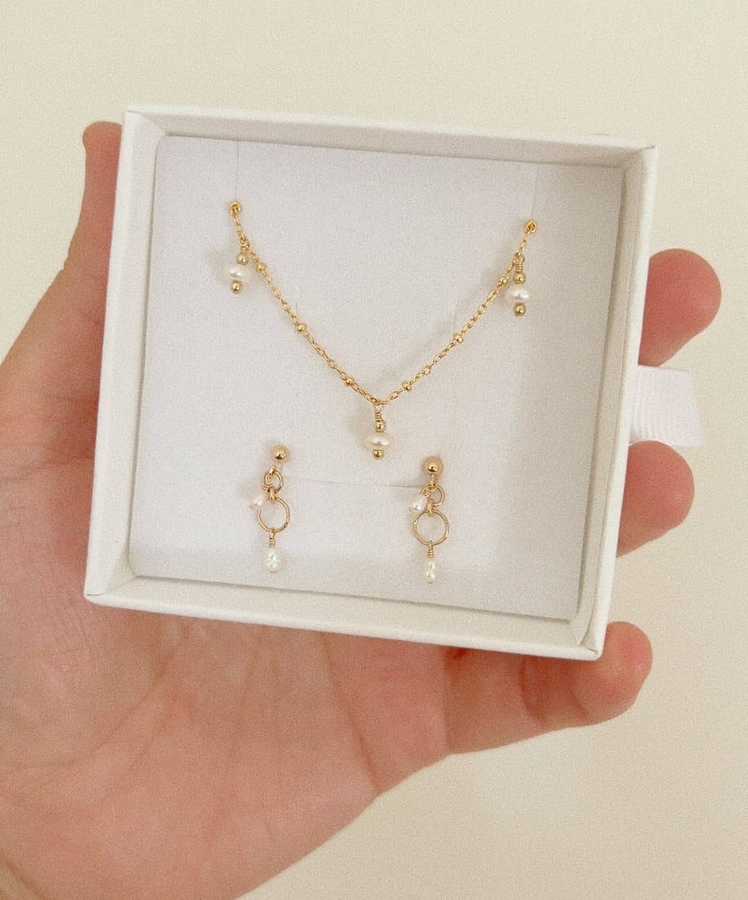 Kimberly Pearl Stud Earrings