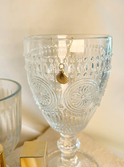 Ariel Clamshell Necklace