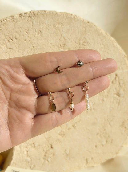 Tiny Oriana Stud Earrings