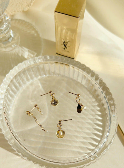 Julia Pearl Stud Earrings