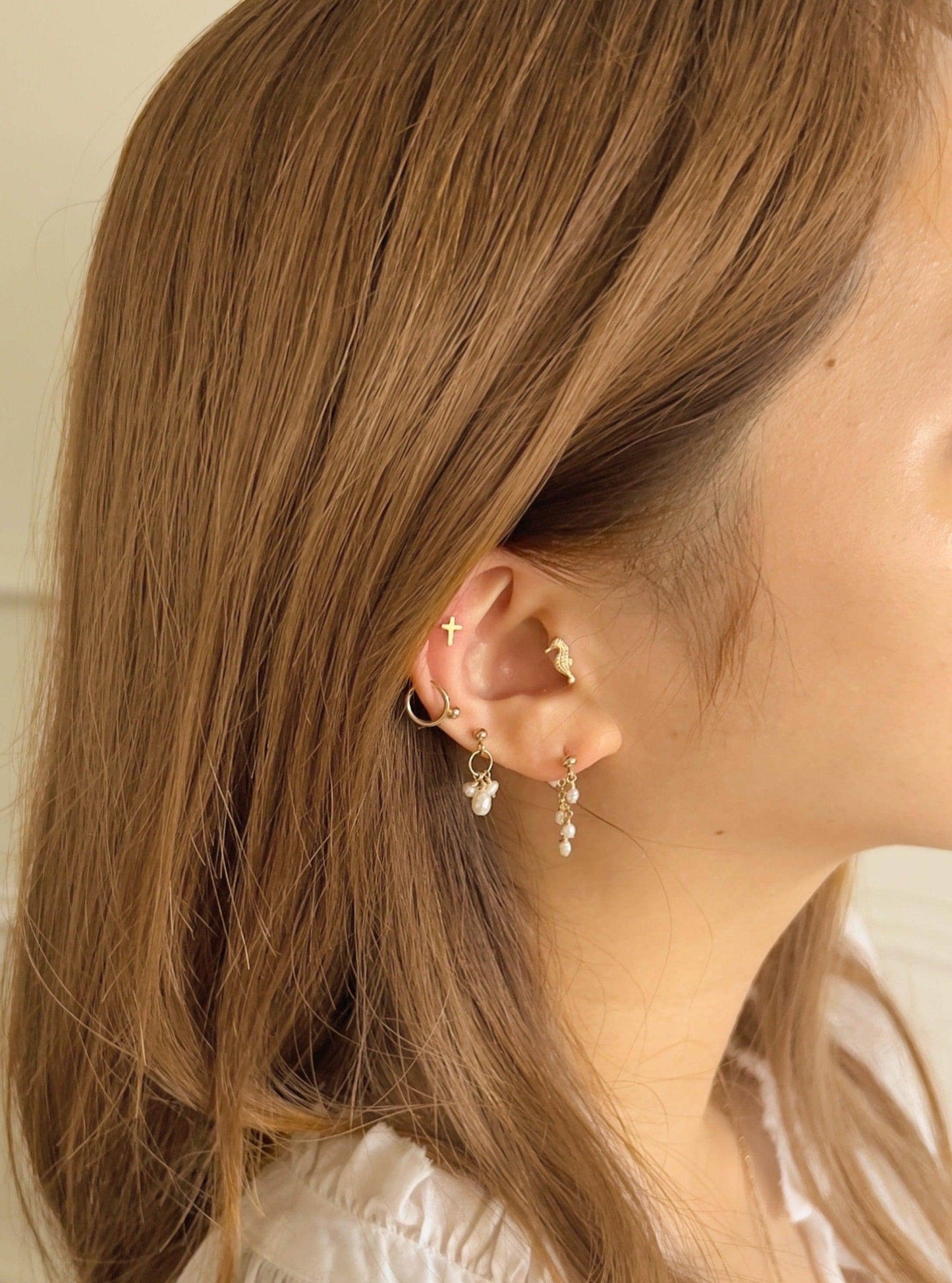 Roina Stud Earrings