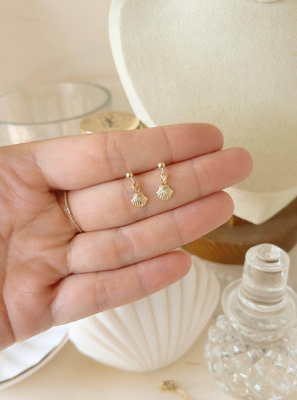 Ariel Mini Shell Ball Stud