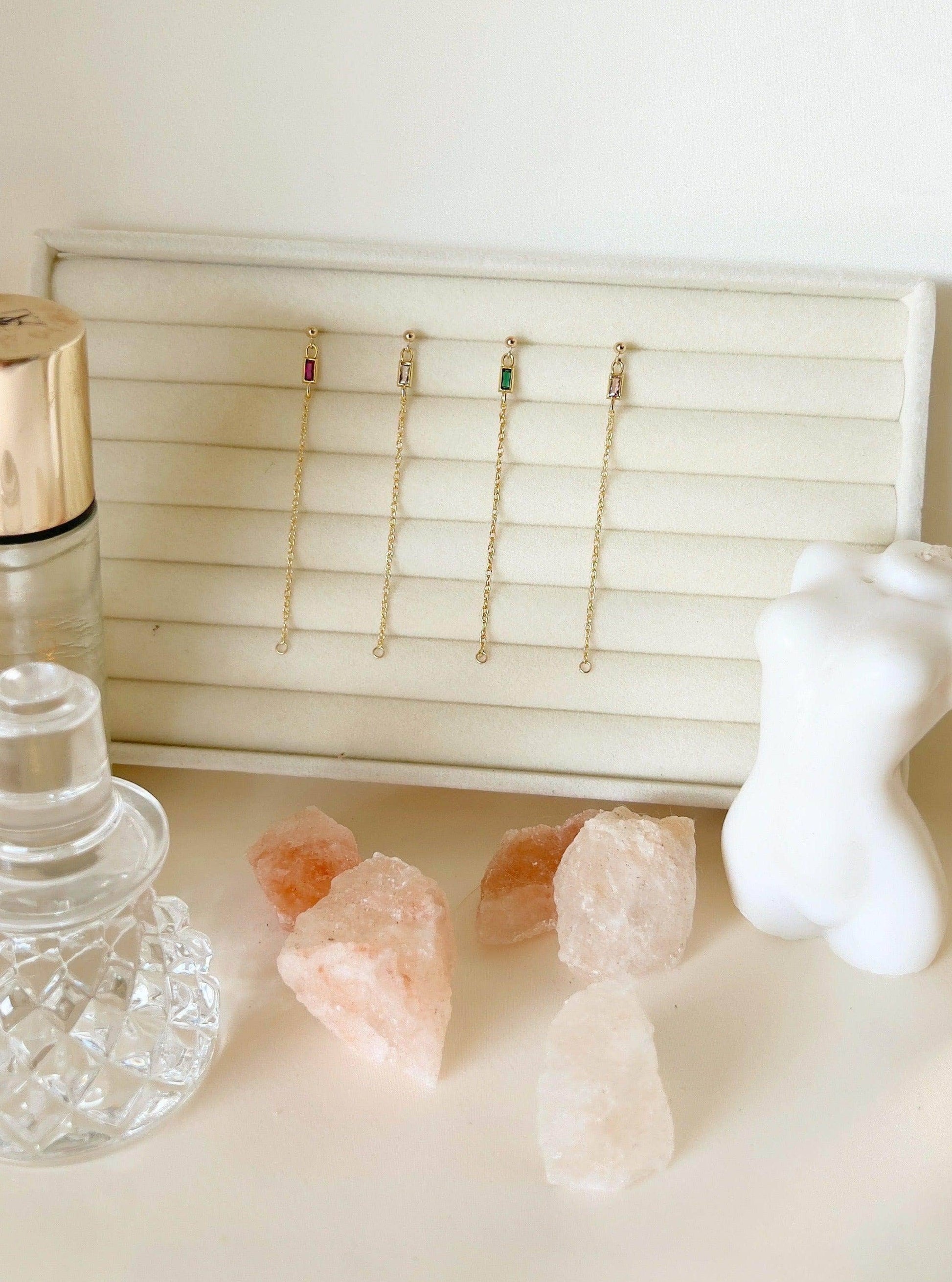 Vittoria Clear Chain Stud