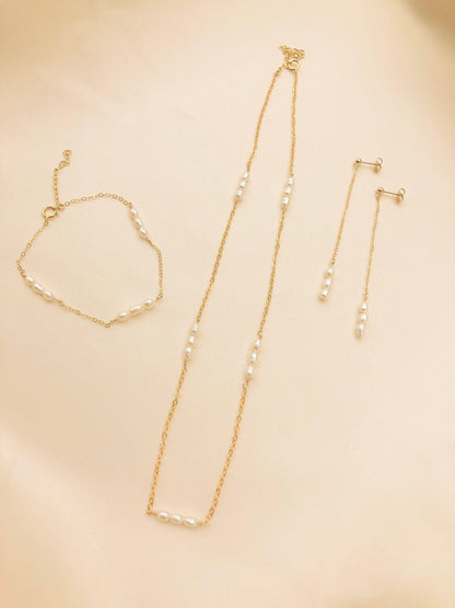 Rachel Pearl Earring