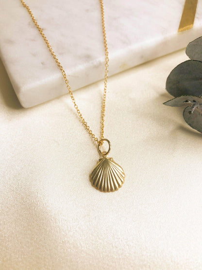 Ariel Clamshell Necklace