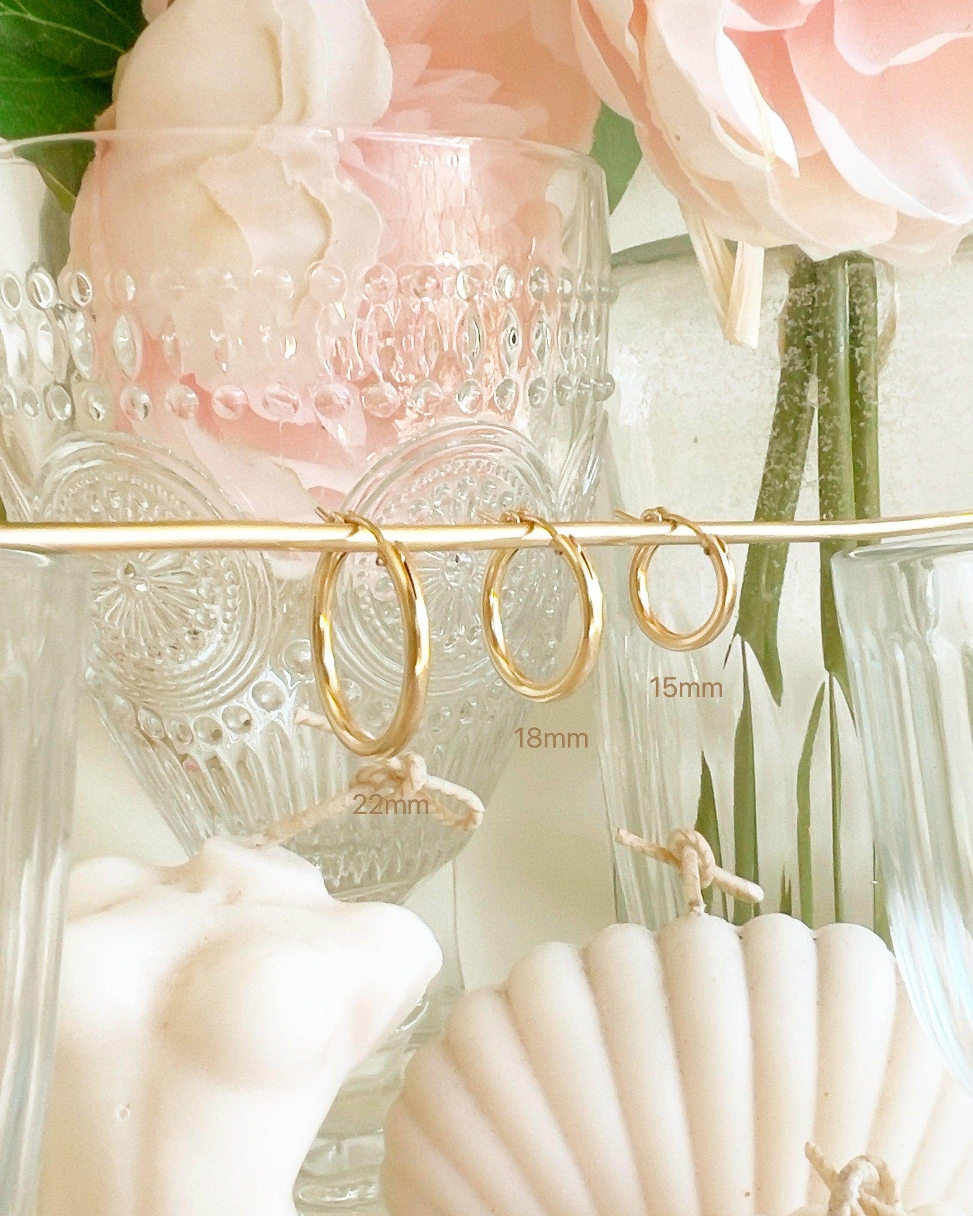 Andy 18mm Classic Hoops