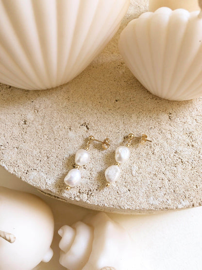 Floria Pearl Earring