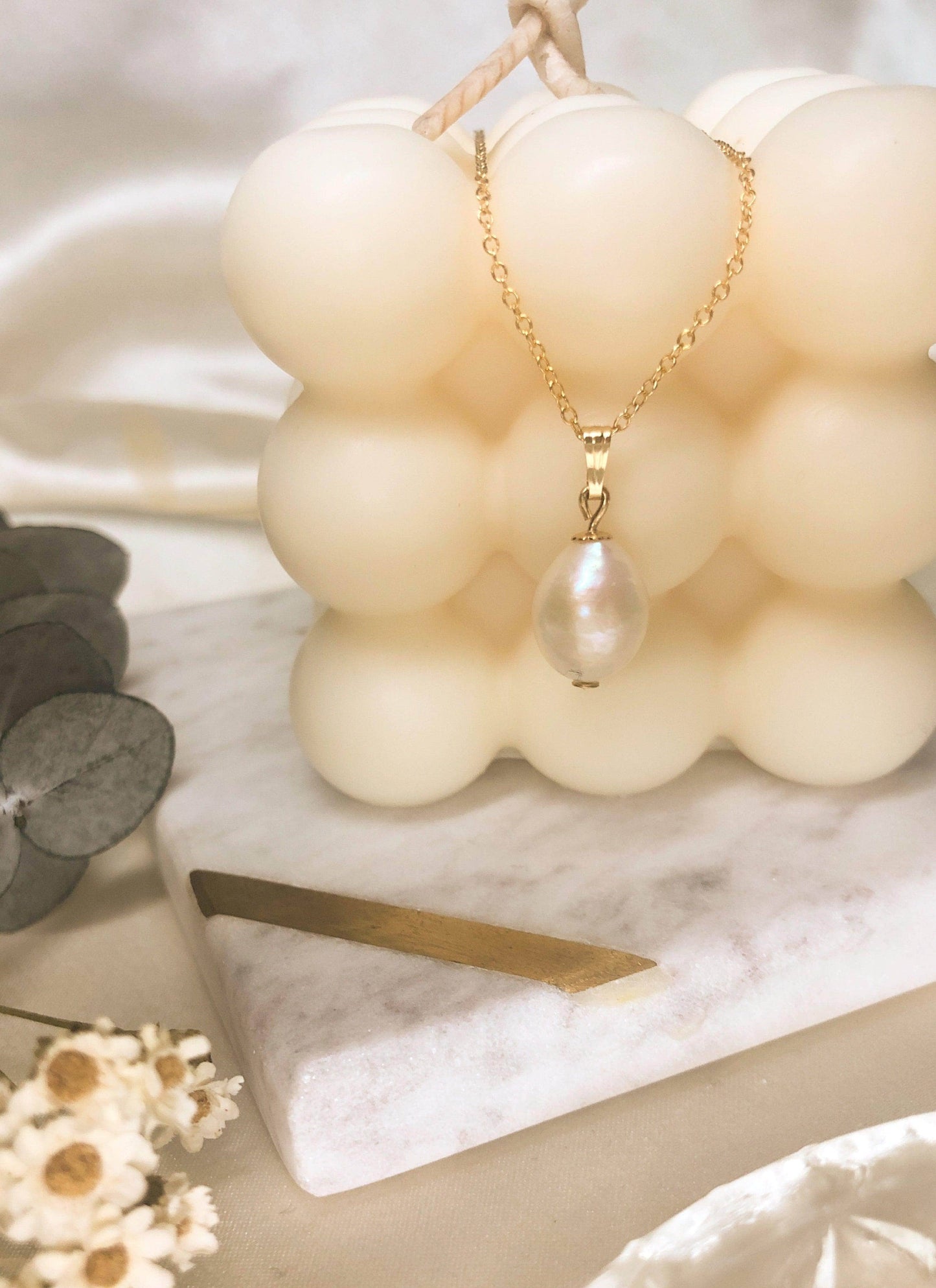 Clare Pearl Necklace