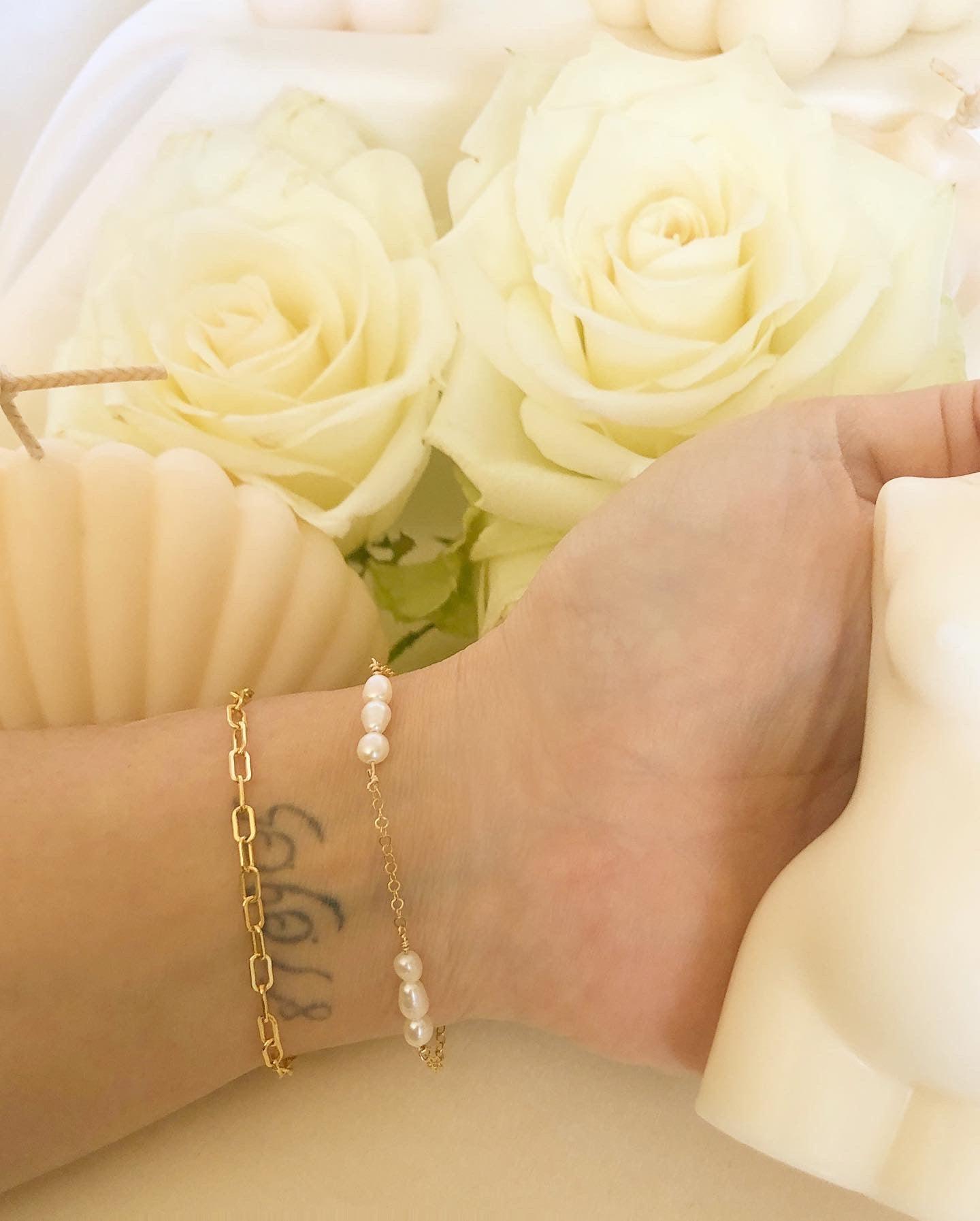 Rachel Pearl Bracelet