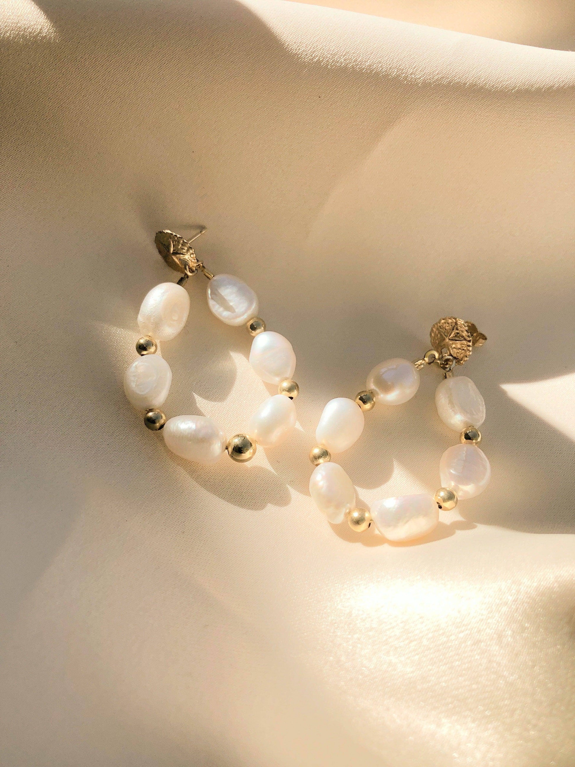 Cecile Pearl Earring