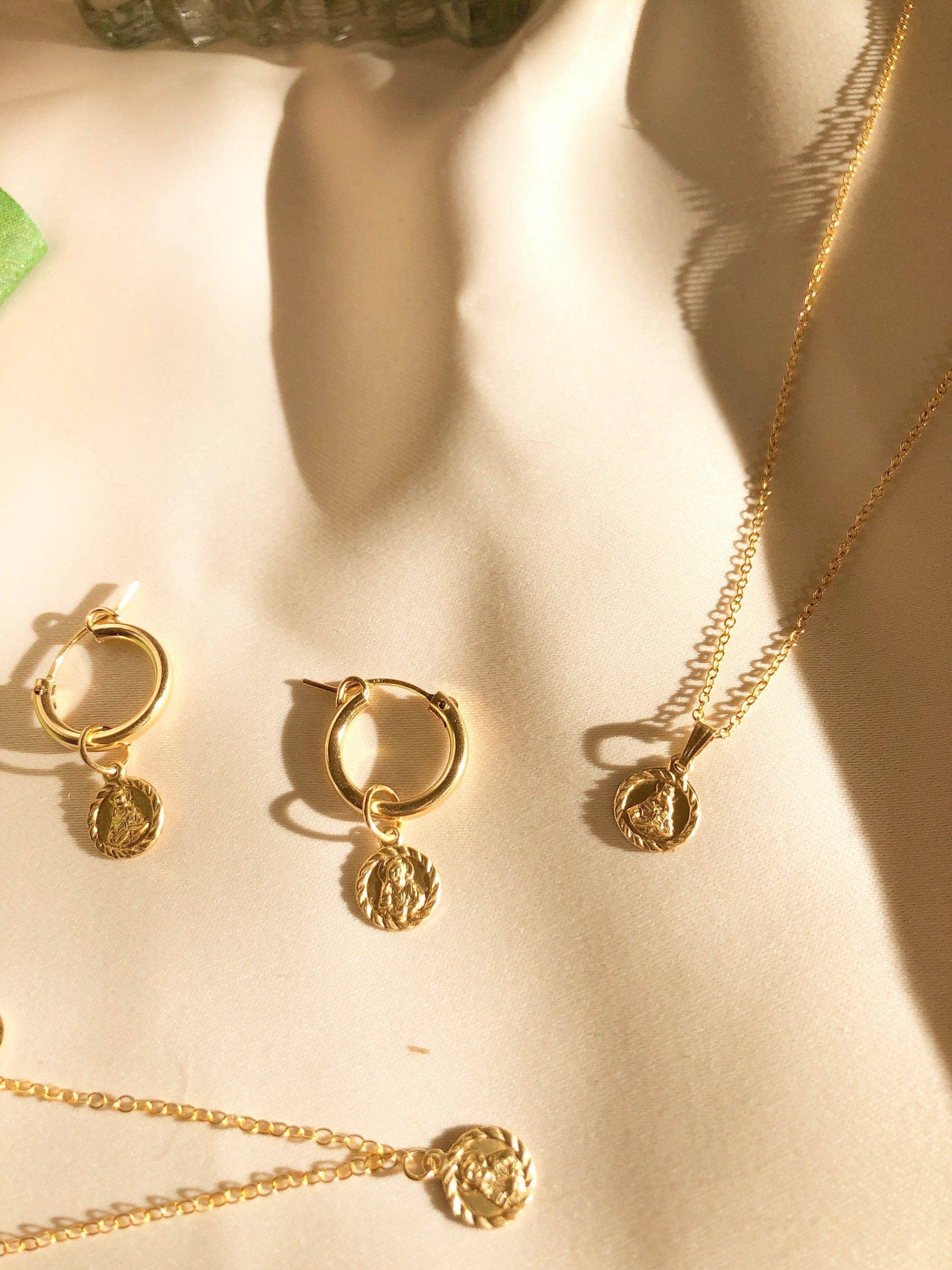 Jocelyn Portrait Necklace