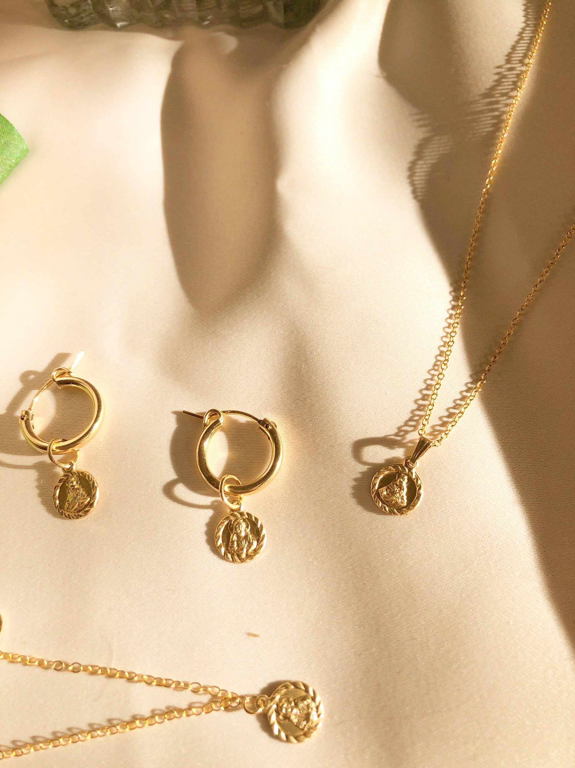 Jocelyn Portrait Necklace