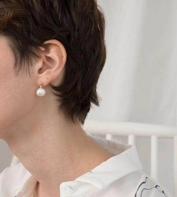 Titany Freshwater Pearl Earring