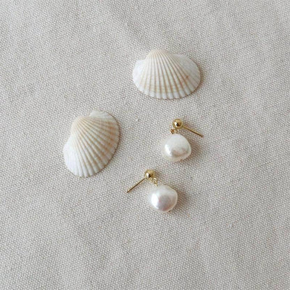 Titany Freshwater Pearl Earring